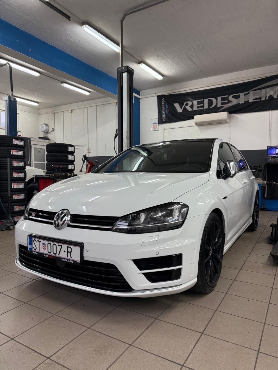 Volkswagen Golf 7R