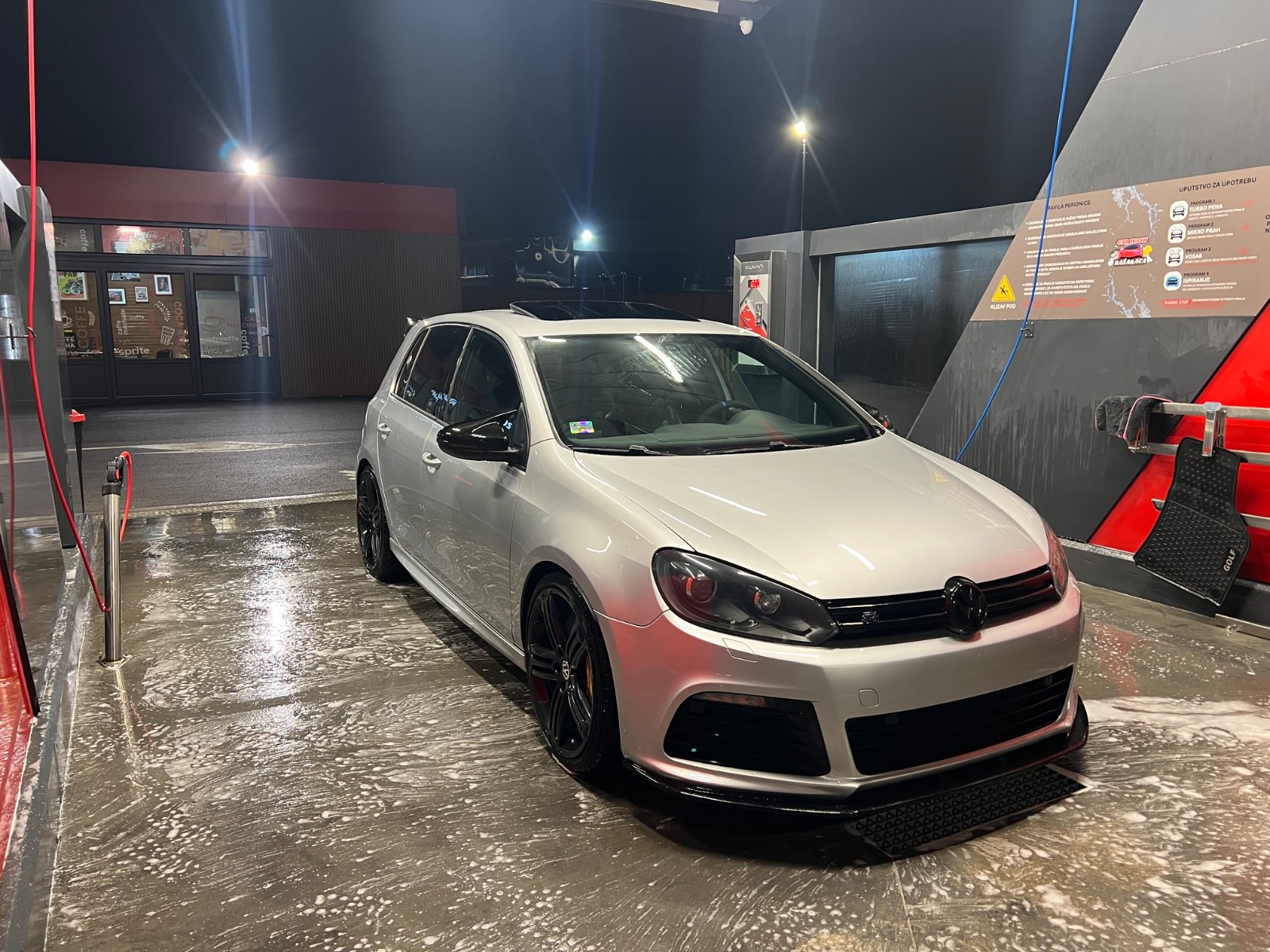 VW Golf 6R